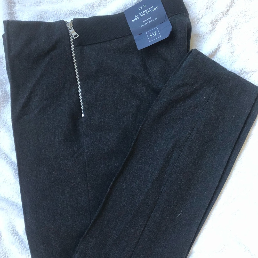 GAP Bi-stretch, side zip, skinny, mid-rise, two-way stretch